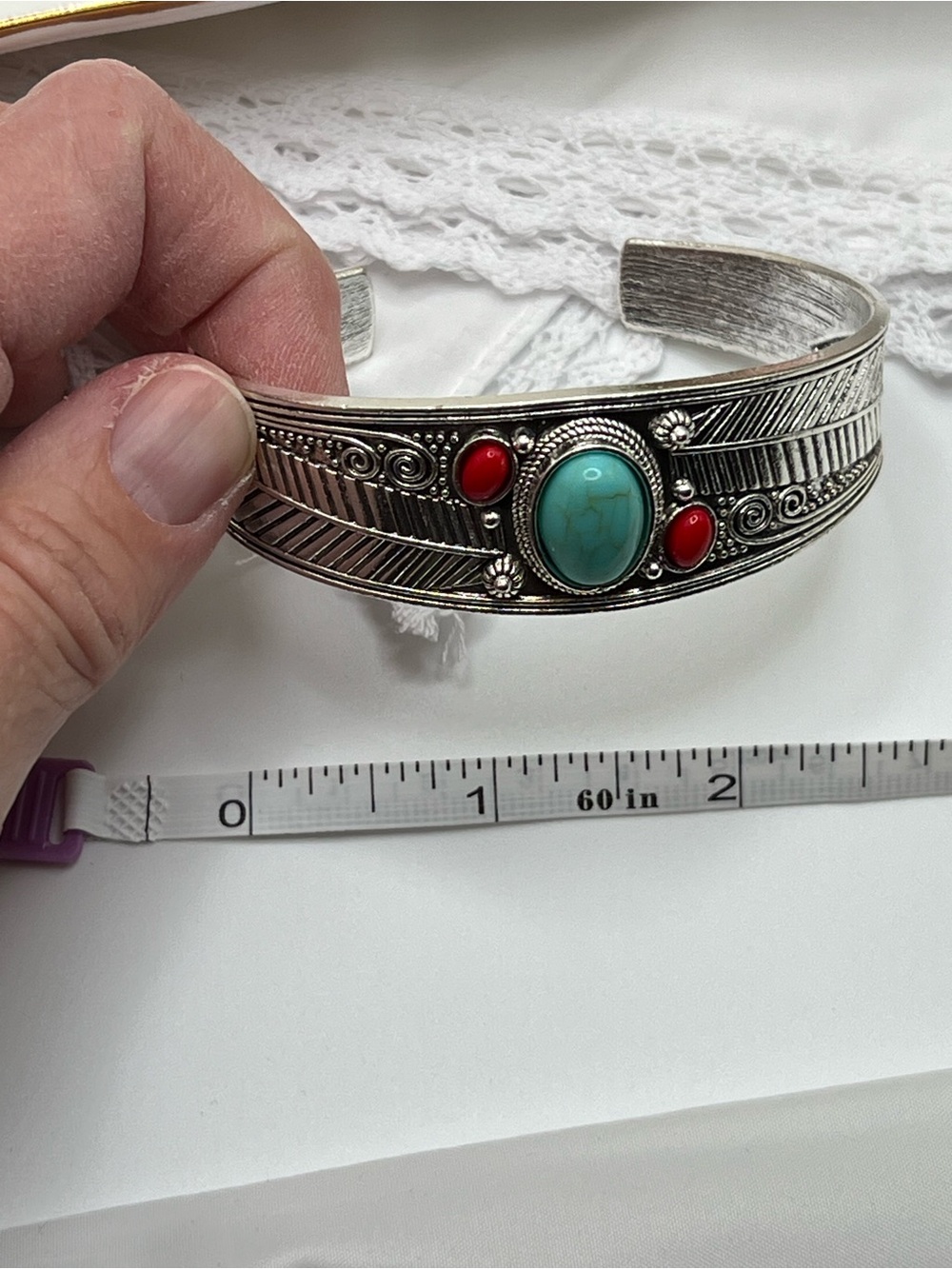 Vintage Southwestern Silver
Turquoise Coral Feather Cuff Bracelet
🆕